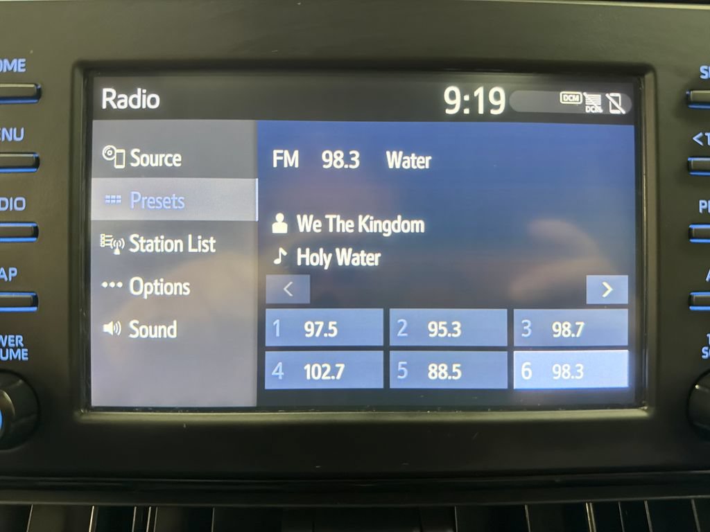 Used 2019 Toyota RAV4 XLE FWD image 26