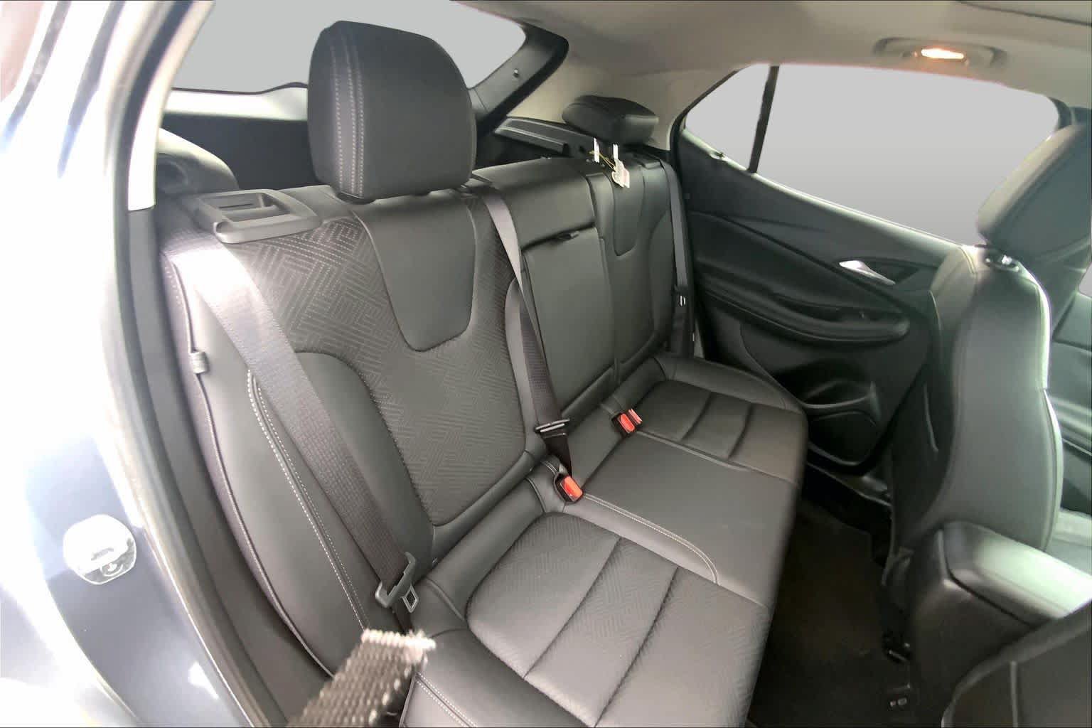 Used 2021 Buick Encore GX Essence w/ Advanced Technology Package AWD/4WD image 20
