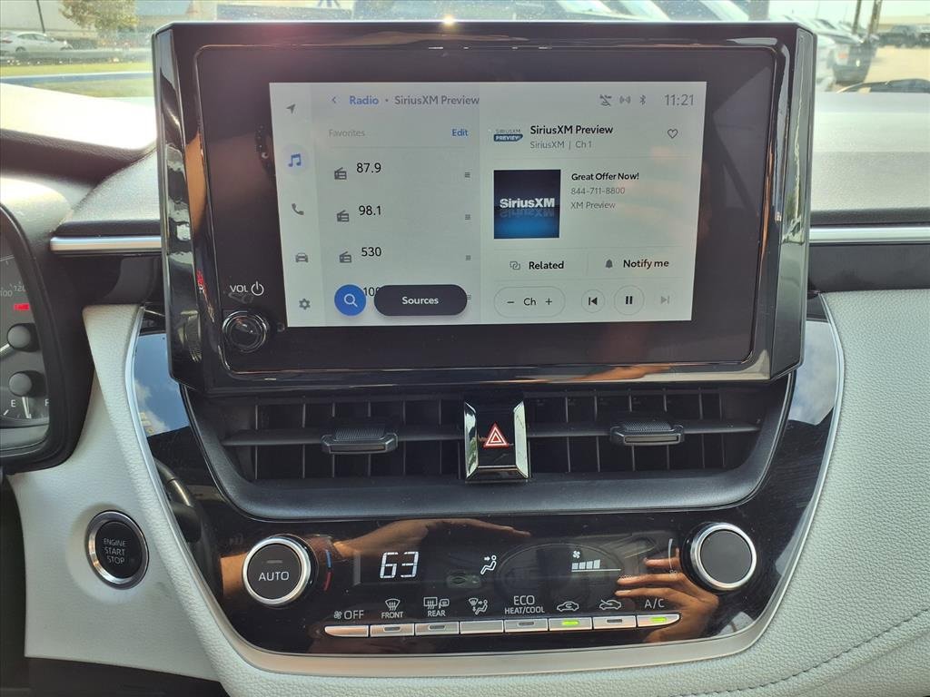 Used 2023 Toyota Corolla SE image 11