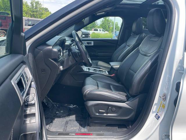 Certified 2022 Ford Explorer ST w/ ST Street Pack AWD/4WD image 10