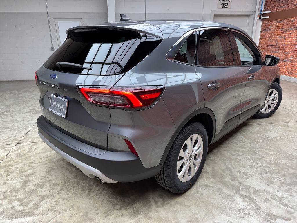 Certified 2023 Ford Escape Active FWD image 4