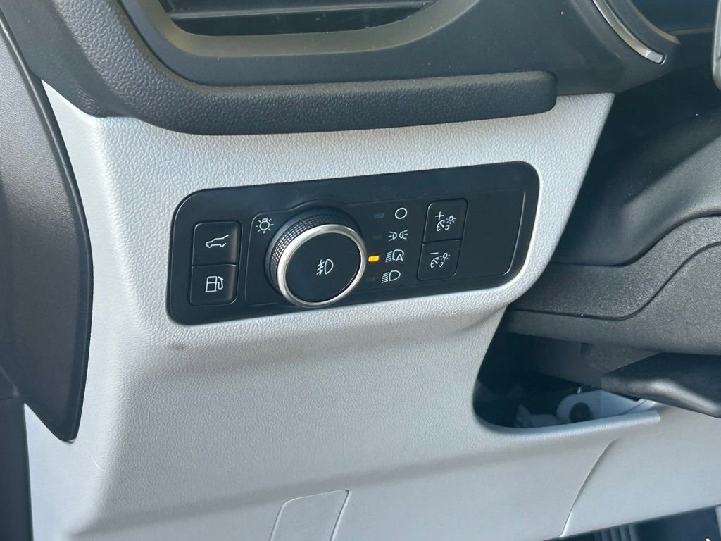 Certified 2024 Ford Escape SE w/ PHEV Premium Package FWD image 37