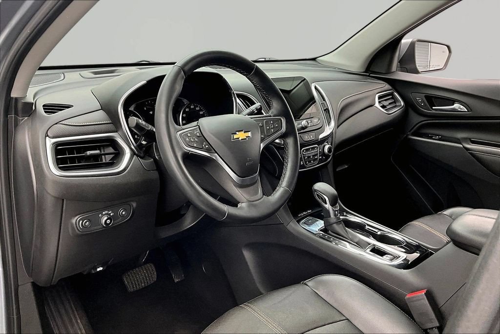 Used 2023 Chevrolet Equinox Premier AWD/4WD image 14