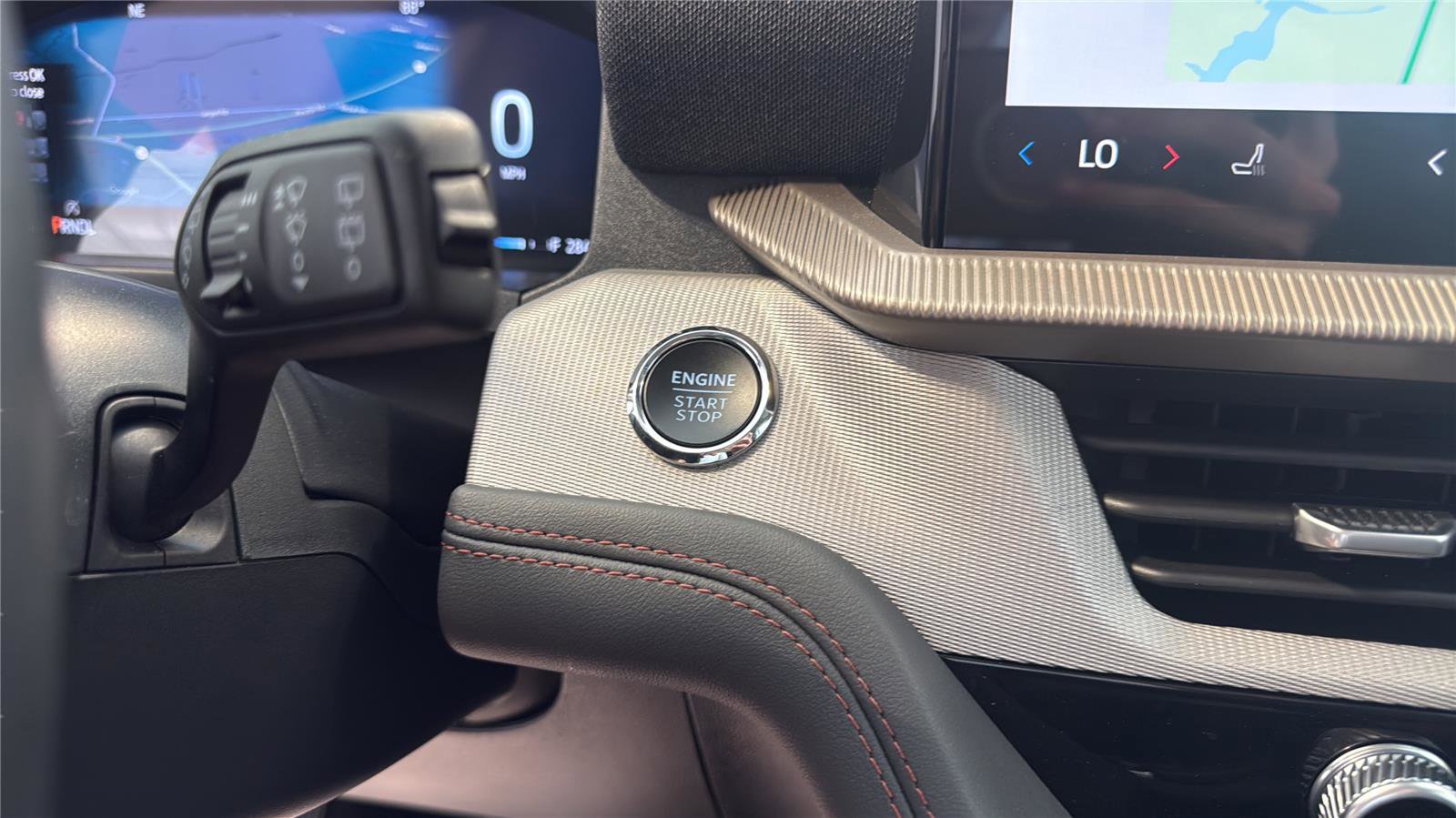 Certified 2025 Ford Explorer Active image 20