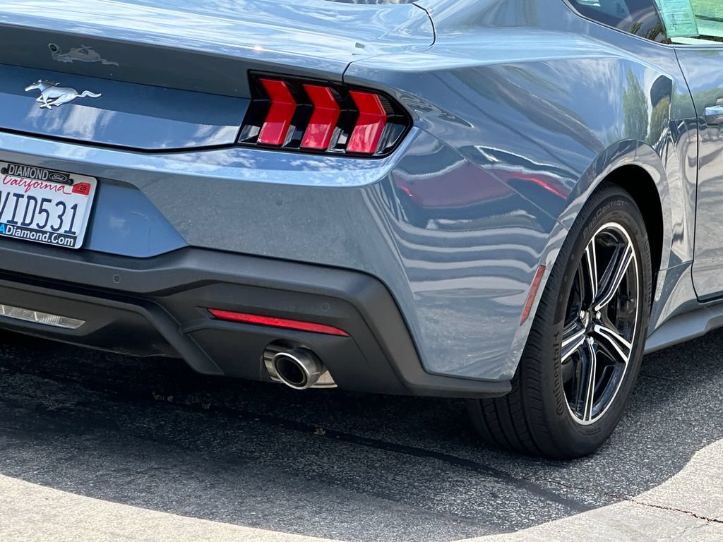 Certified 2025 Ford Mustang Coupe RWD image 8