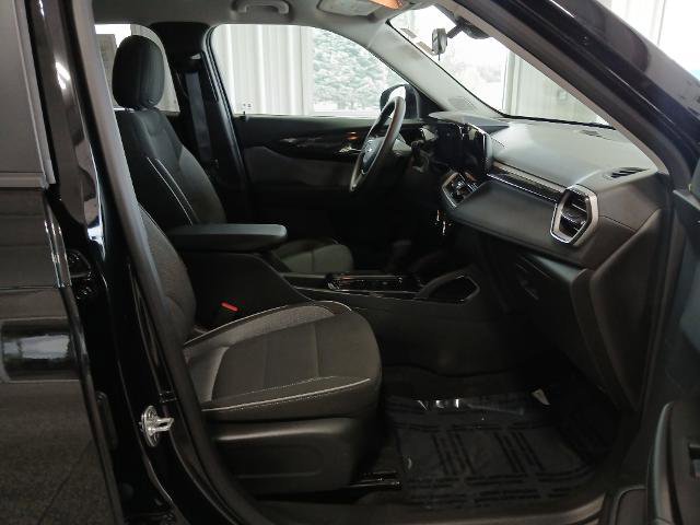 Used 2025 Chevrolet TrailBlazer LT image 19