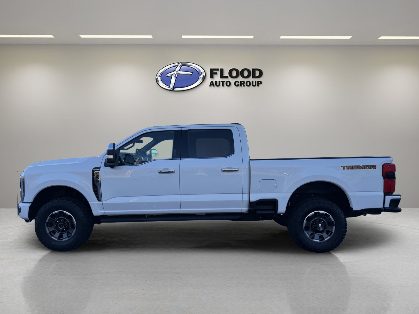 Certified 2024 Ford F350 Platinum w/ Tremor Off-Road Package AWD/4WD image 4