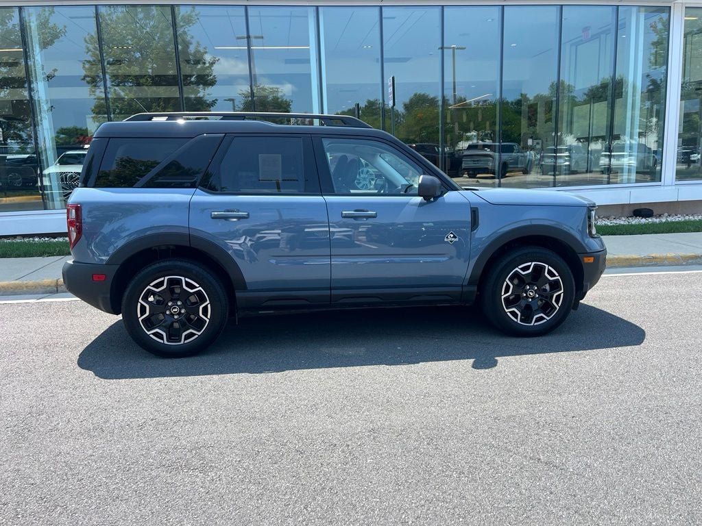 Certified 2025 Ford Bronco Sport Outer Banks w/ Outer Banks Tech Package+ AWD/4WD image 10