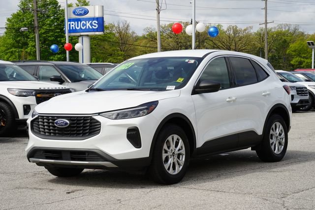 Certified 2023 Ford Escape Active AWD/4WD image 3