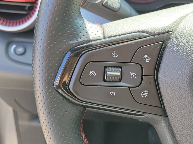 Used 2024 Chevrolet Trax RS w/ Driver Confidence Package FWD image 9