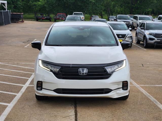 Used 2024 Honda Odyssey Sport image 2
