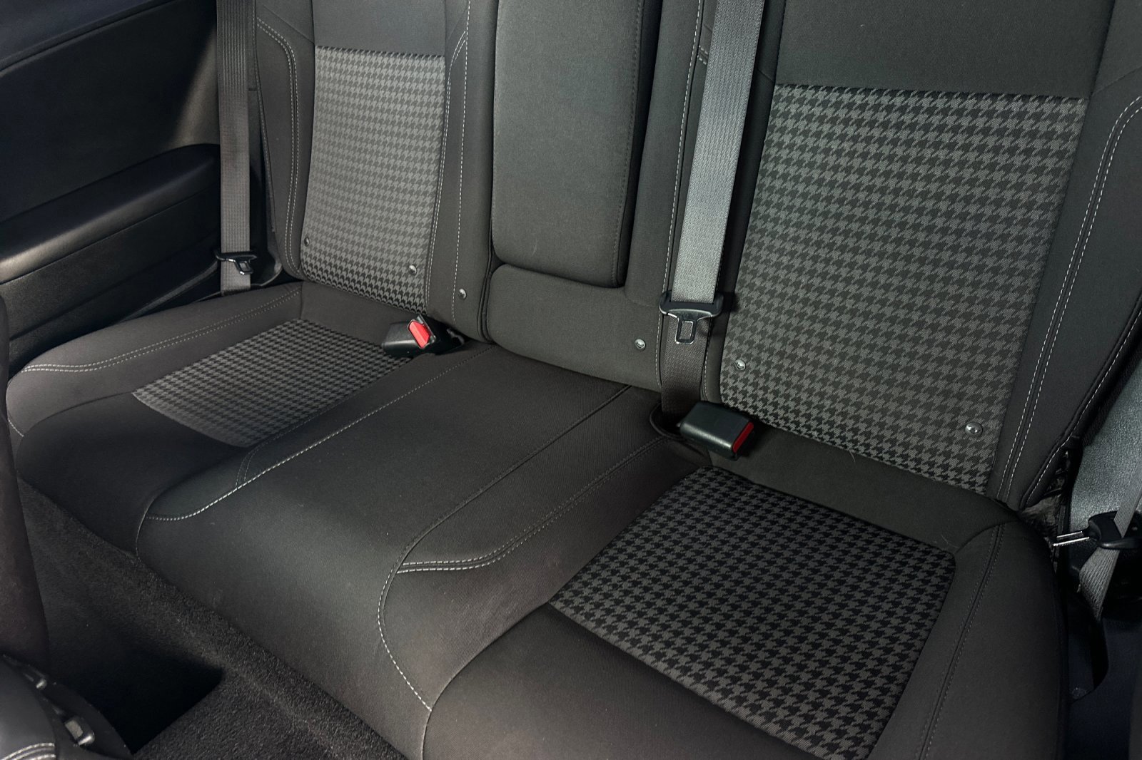 Used 2019 Dodge Challenger SXT w/ Blacktop Package image 12