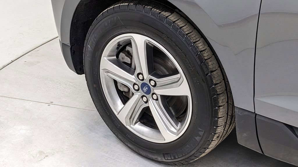 Certified 2022 Ford Edge SEL w/ Convenience Package AWD/4WD image 5