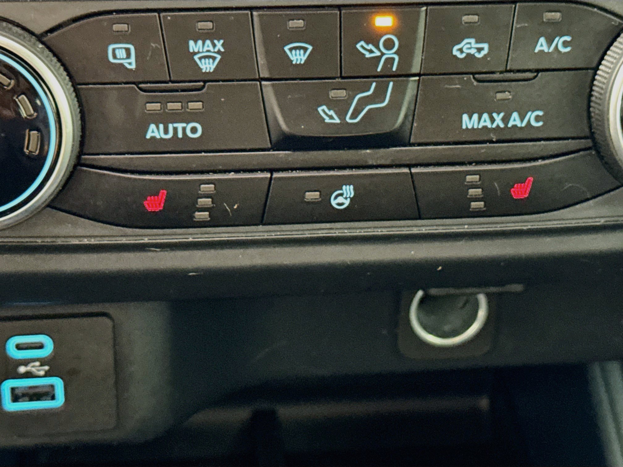 Certified 2024 Ford Maverick Tremor w/ Tremor Off-Road Package AWD/4WD image 22