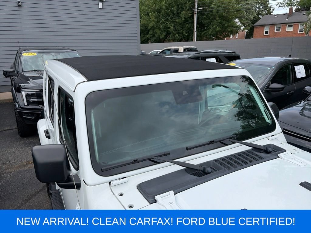 Used 2023 Jeep Wrangler Unlimited Sahara w/ Safety Group AWD/4WD image 12