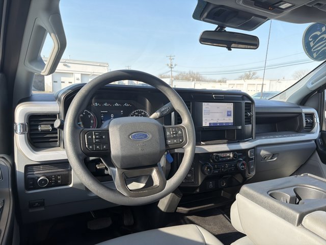 Certified 2025 Ford F250 XL w/ XL Chrome Package AWD/4WD image 14