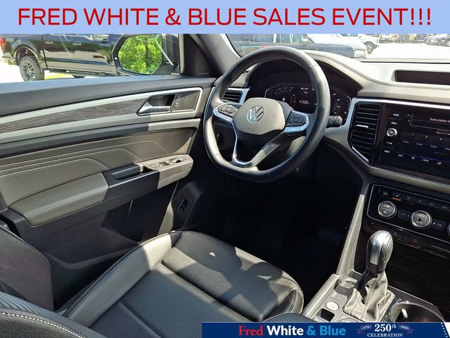 Used 2023 Volkswagen Atlas Cross Sport SE AWD/4WD image 14