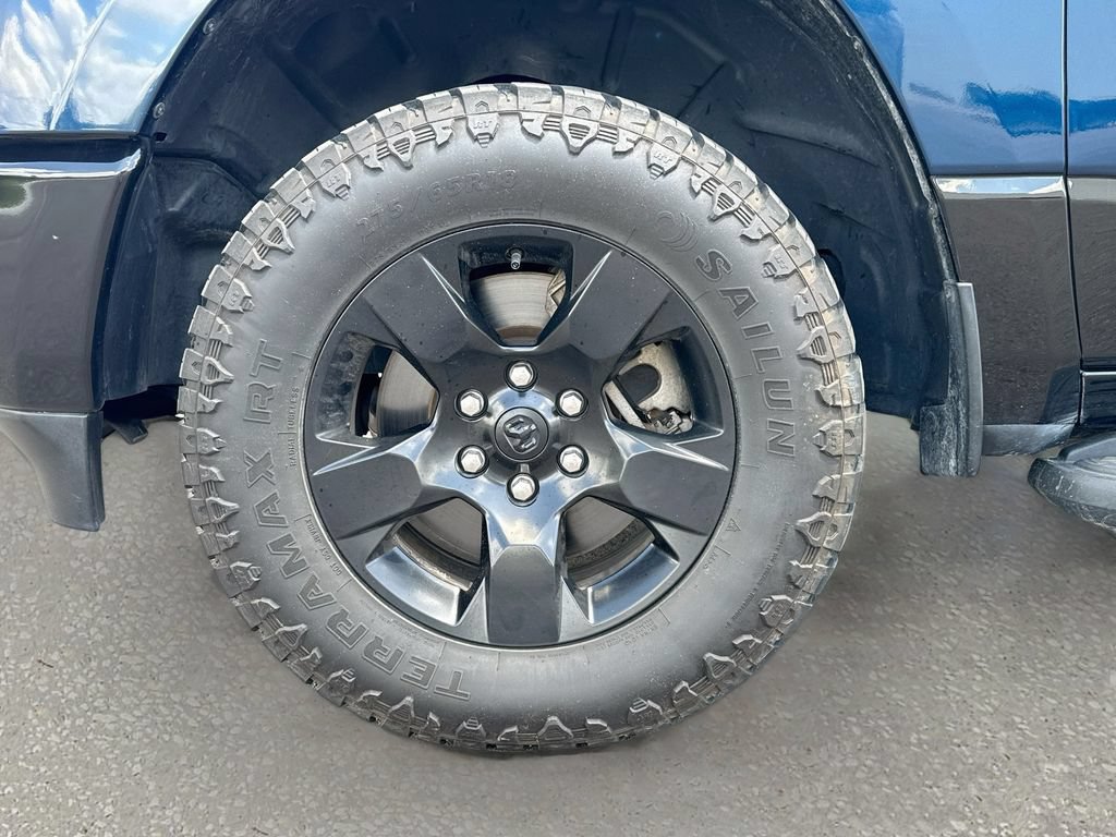 Used 2022 RAM 1500 Big Horn AWD/4WD image 30