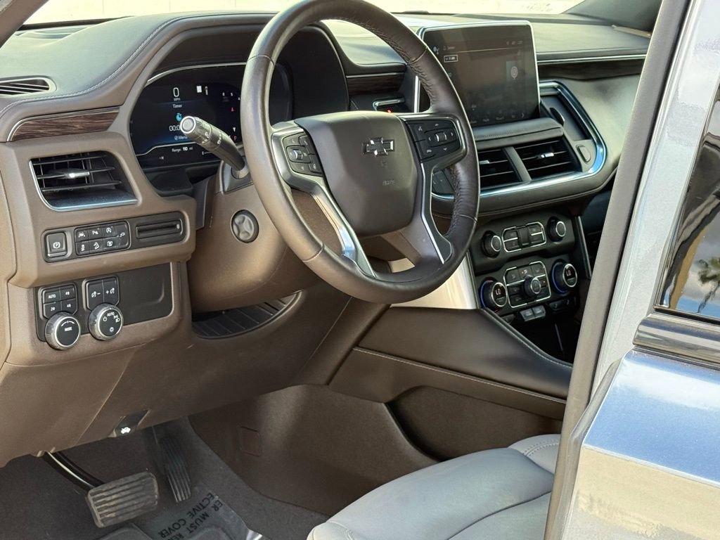 Used 2022 Chevrolet Tahoe Z71 w/ Luxury Package image 7