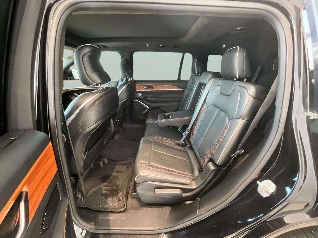 Used 2021 Jeep Grand Cherokee L Summit AWD/4WD image 18