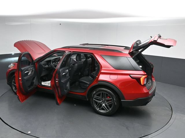 Certified 2025 Ford Explorer ST AWD/4WD image 55