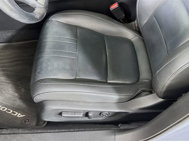 Used 2021 Honda Accord Touring image 23