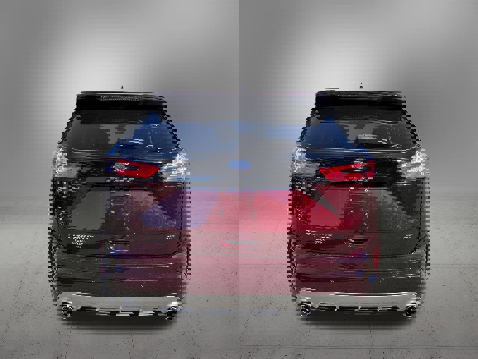 Certified 2022 Ford Edge Titanium w/ Equipment Group 301A image 4