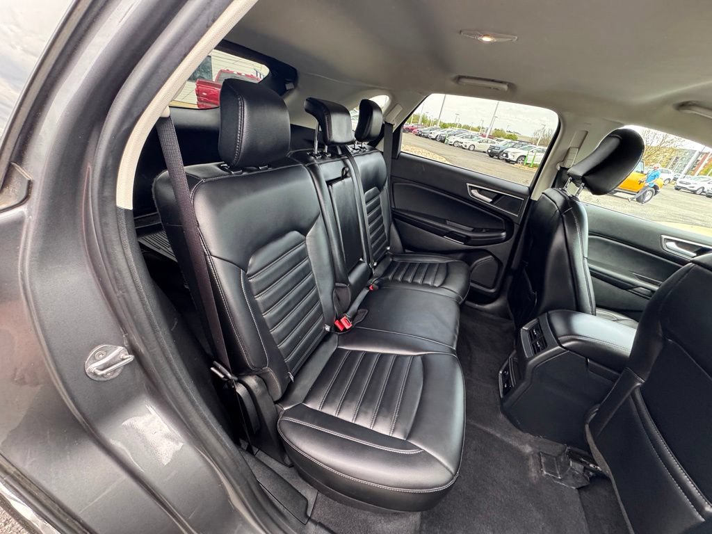 Certified 2024 Ford Edge SEL w/ Convenience Package AWD/4WD image 16