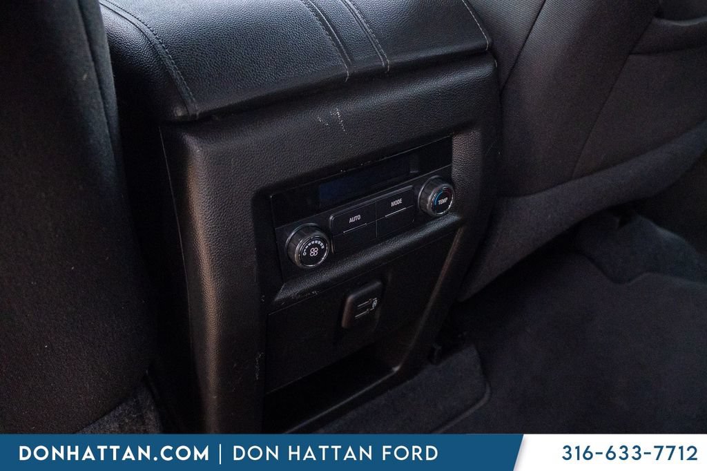 Used 2023 Chevrolet Traverse LT AWD/4WD image 23