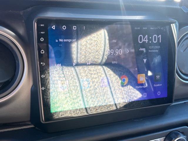 Used 2019 Jeep Wrangler Sport image 12