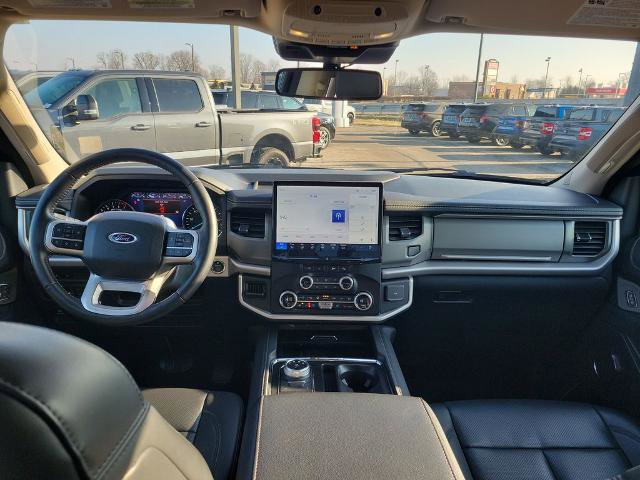 Certified 2024 Ford Expedition XLT image 13