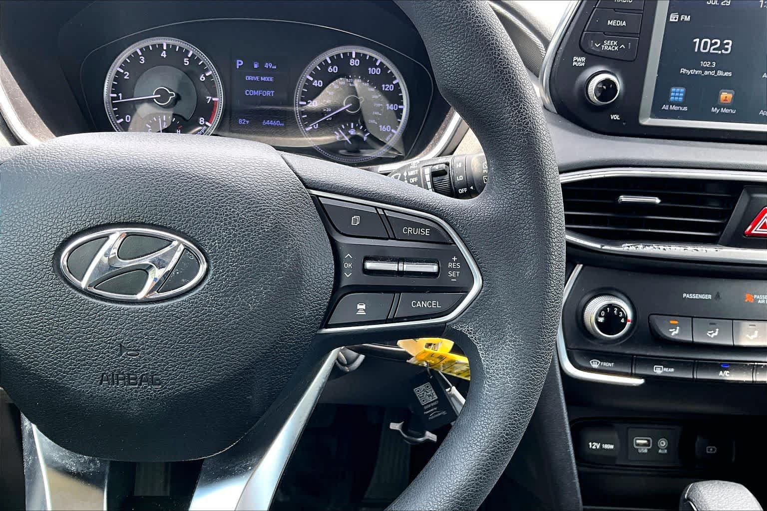 Used 2019 Hyundai Santa Fe SE FWD image 25