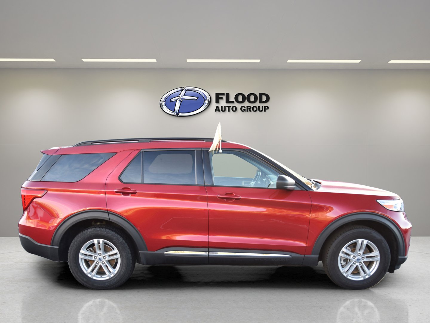 Certified 2023 Ford Explorer XLT w/ Equipment Group 202A image 3