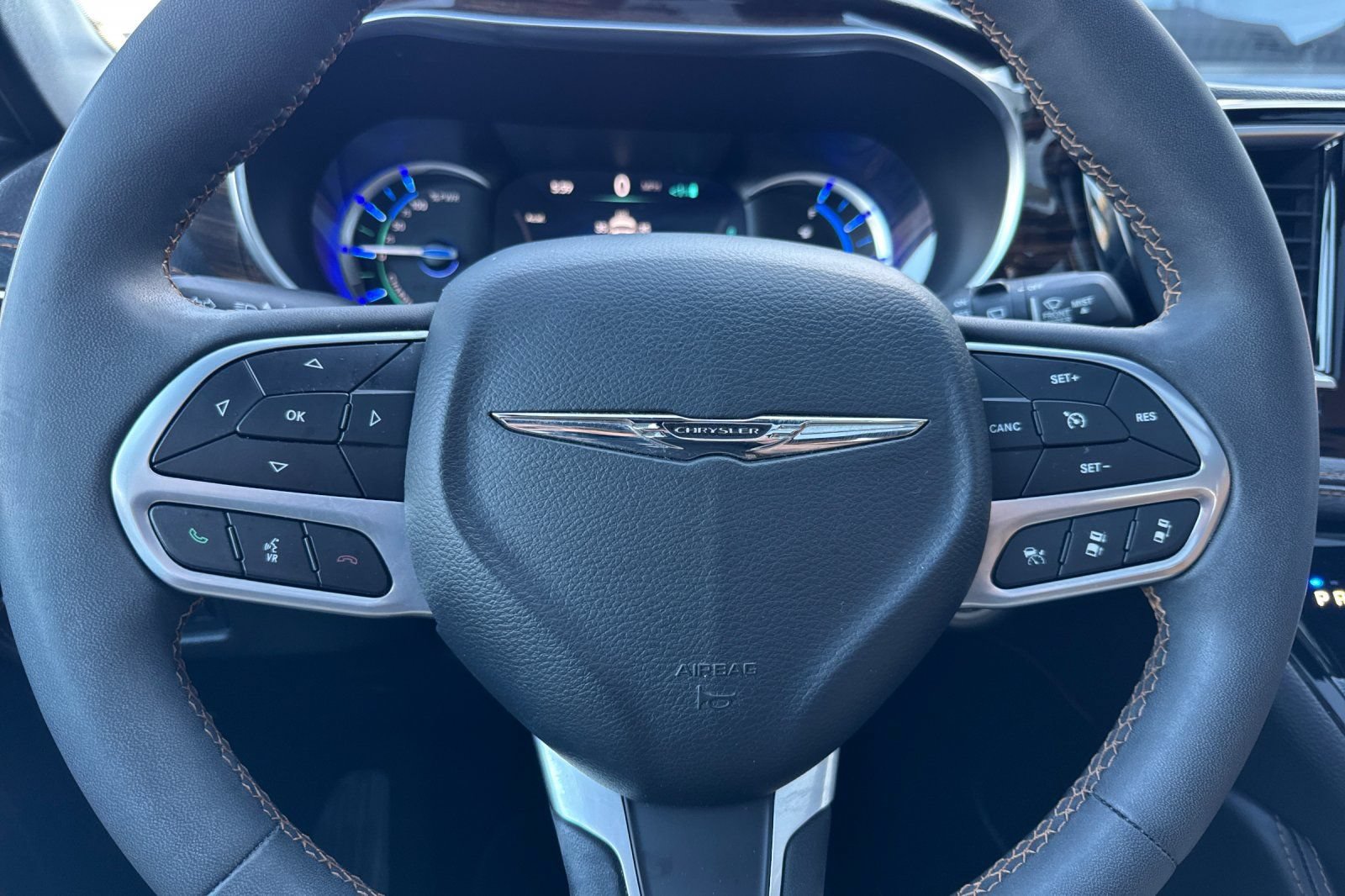 Used 2022 Chrysler Pacifica Pinnacle FWD image 28