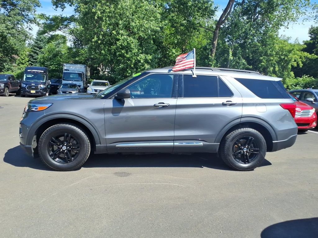 Certified 2023 Ford Explorer XLT w/ Equipment Group 202A AWD/4WD image 19