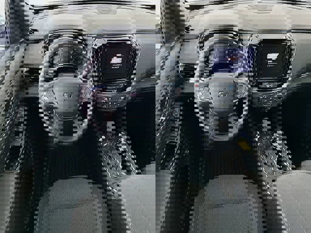 Used 2023 Chevrolet Traverse LT w/ Midnight/Sport Edition image 13