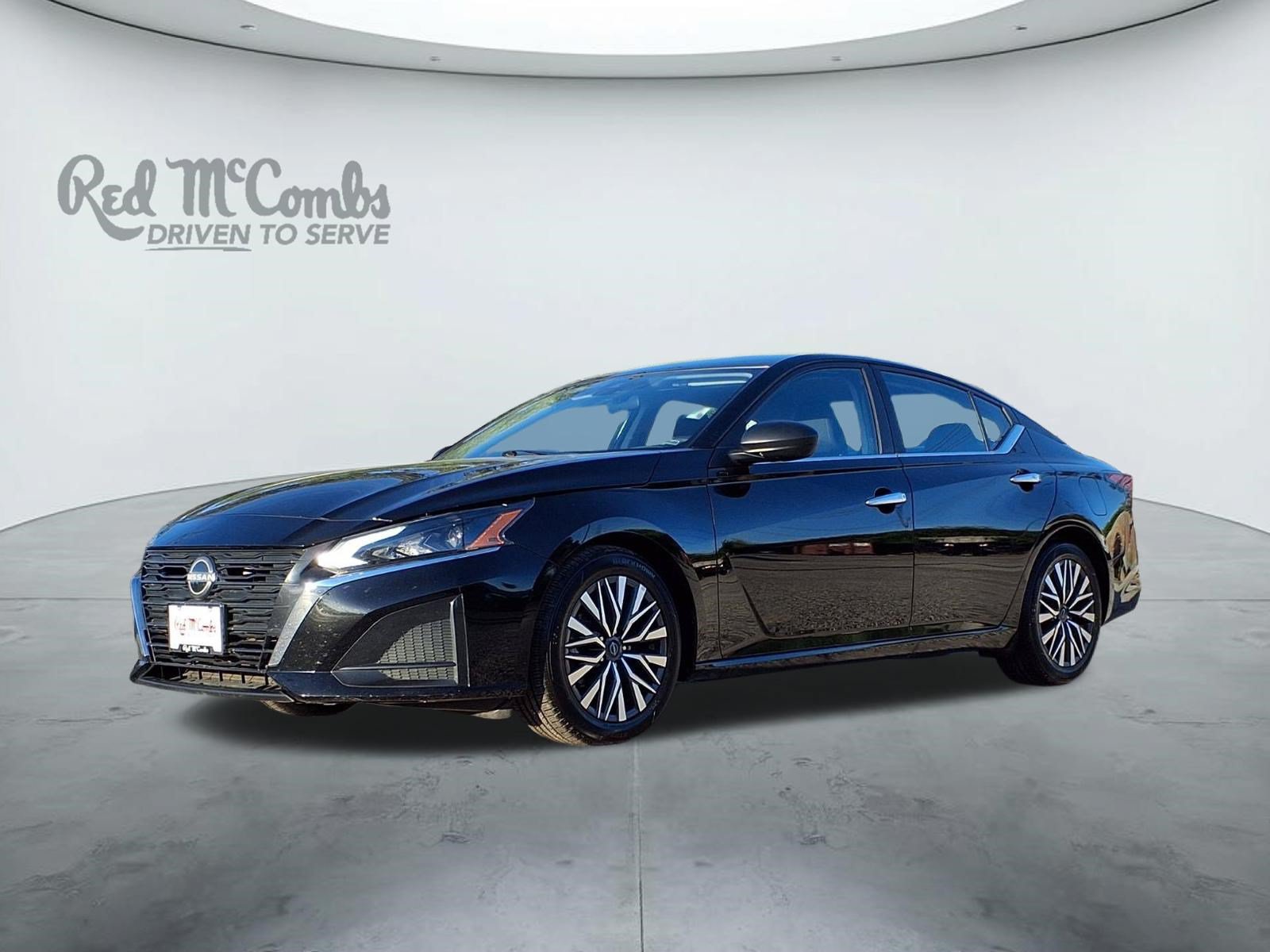 Used 2025 Nissan Altima 2.5 SV FWD image 1