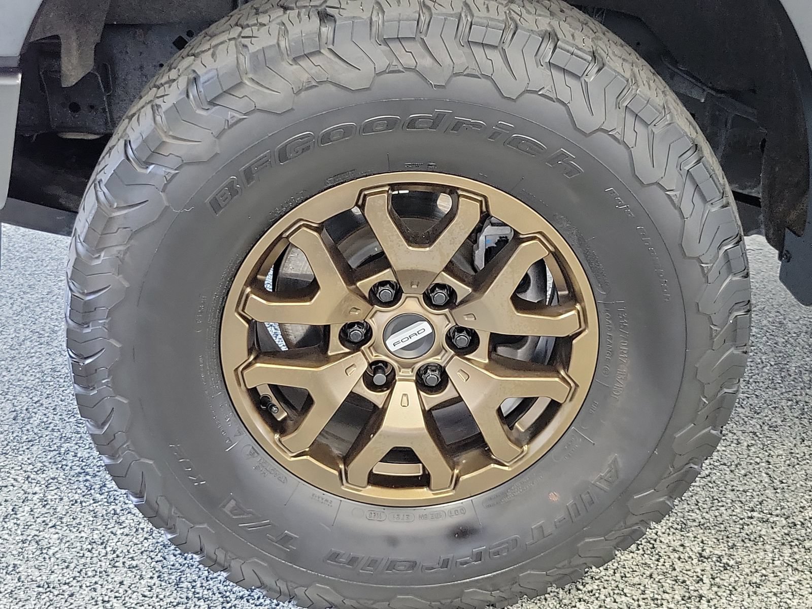 Certified 2023 Ford F150 Raptor AWD/4WD image 5