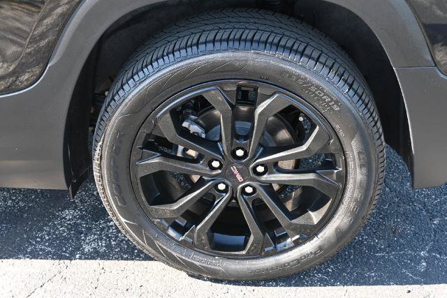 Used 2022 GMC Terrain SLE w/ Driver Convenience Package AWD/4WD image 15