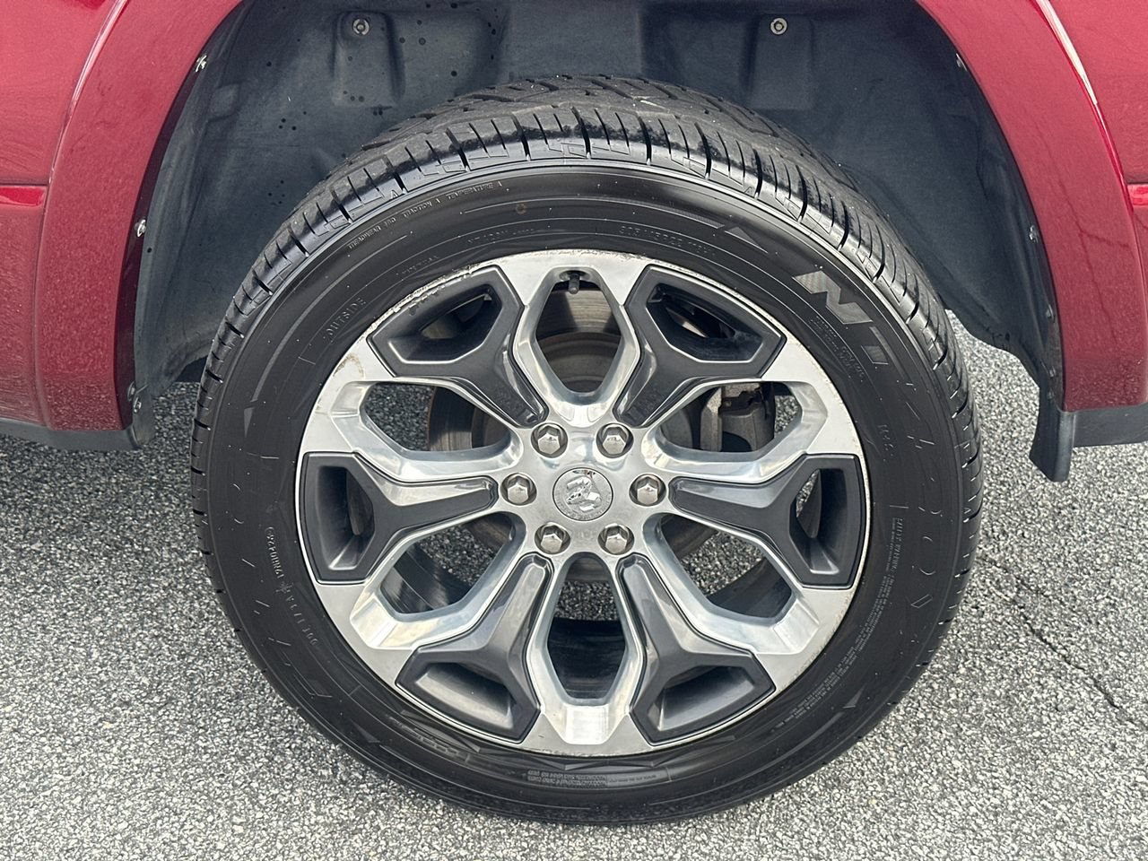 Used 2019 RAM 1500 Limited AWD/4WD image 21