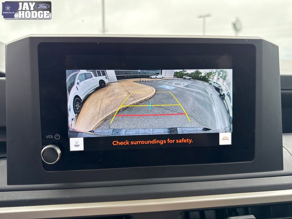 Used 2025 Toyota Tacoma SR RWD image 31