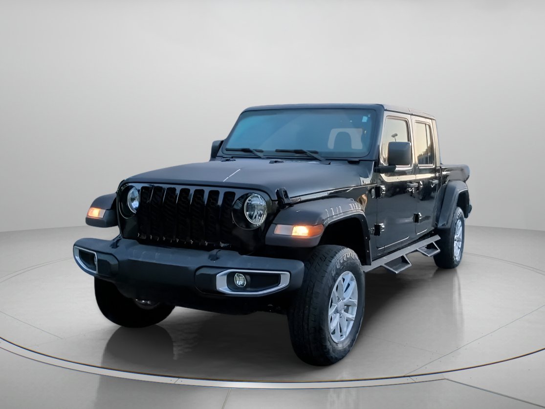 Used 2023 Jeep Gladiator Sport AWD/4WD image 7