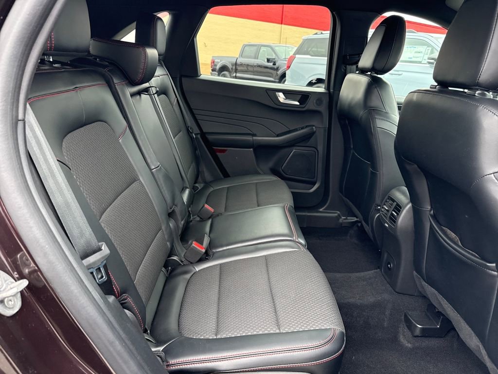 Certified 2023 Ford Escape ST-Line Select w/ Tech Pack #2 image 10