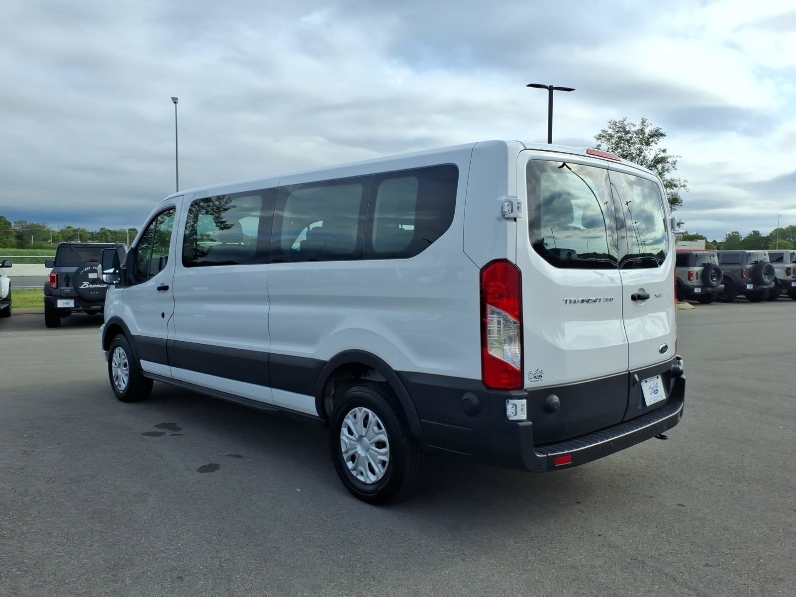 Certified 2024 Ford Transit 350 XLT RWD image 5