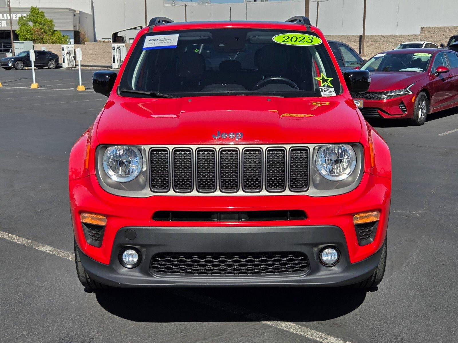 Used 2023 Jeep Renegade Limited w/ Sun/Sound Group AWD/4WD image 8