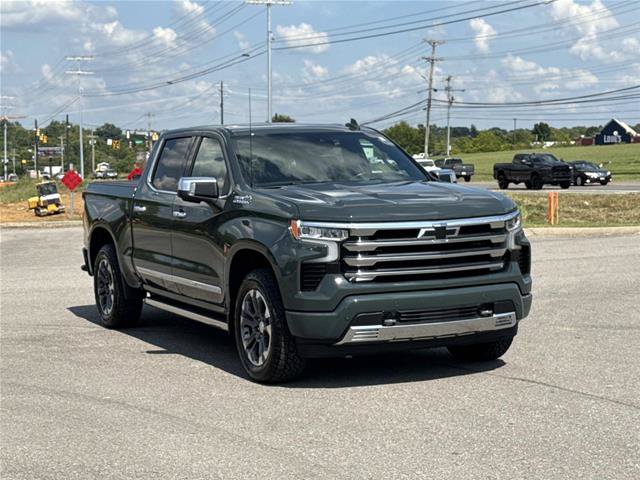 Used 2026 Chevrolet Silverado 1500 High Country w/ Technology Package AWD/4WD image 3