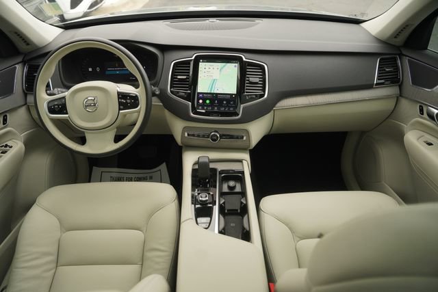 Used 2025 Volvo XC90 B6 Plus w/ Protection Package Premier AWD/4WD image 21