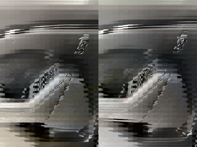 Certified 2025 Ford Mustang Mach-E Select image 5