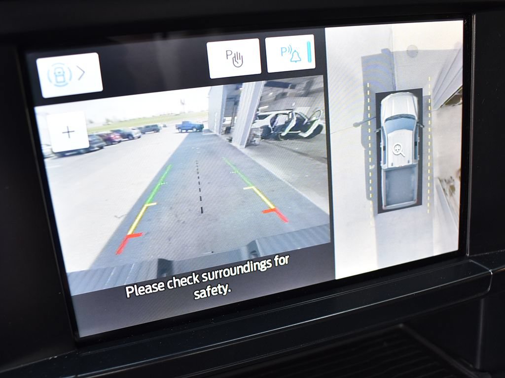 Certified 2023 Ford F250 XLT w/ 360-Degree Camera Package AWD/4WD image 22