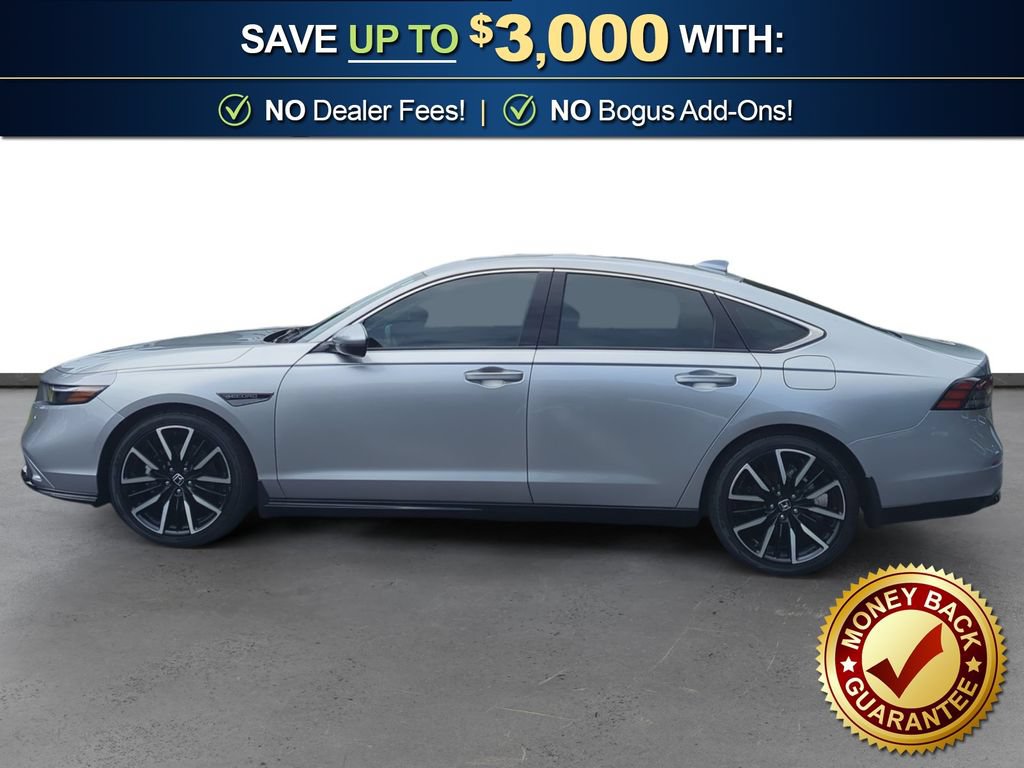 Used 2024 Honda Accord Touring image 2